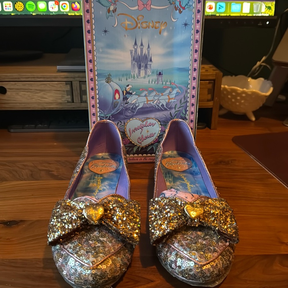 Irregular Choice x Disney Cinderella Light Up Gold Sparkle Flats size 41 (US10)